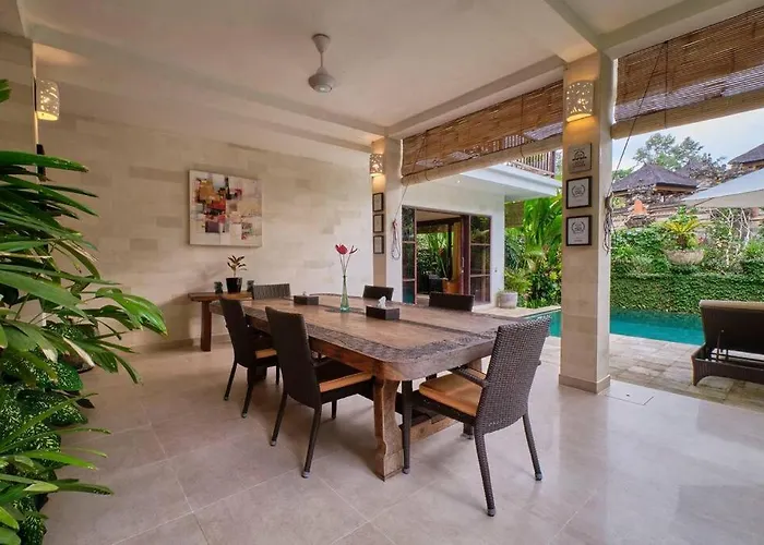 Villa Villa Saraswati Ubud - 5Br Balinese Elegance With Pool And Temple Views Ubud