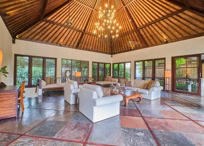Villa Villa Saraswati Ubud - 5Br Balinese Elegance With Pool And Temple Views