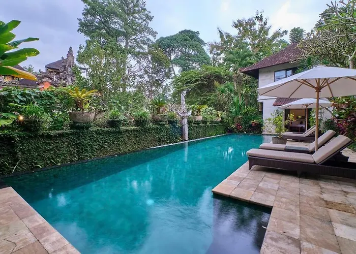 Villa Saraswati Ubud - 5Br Balinese Elegance With Pool And Temple Views Ubud